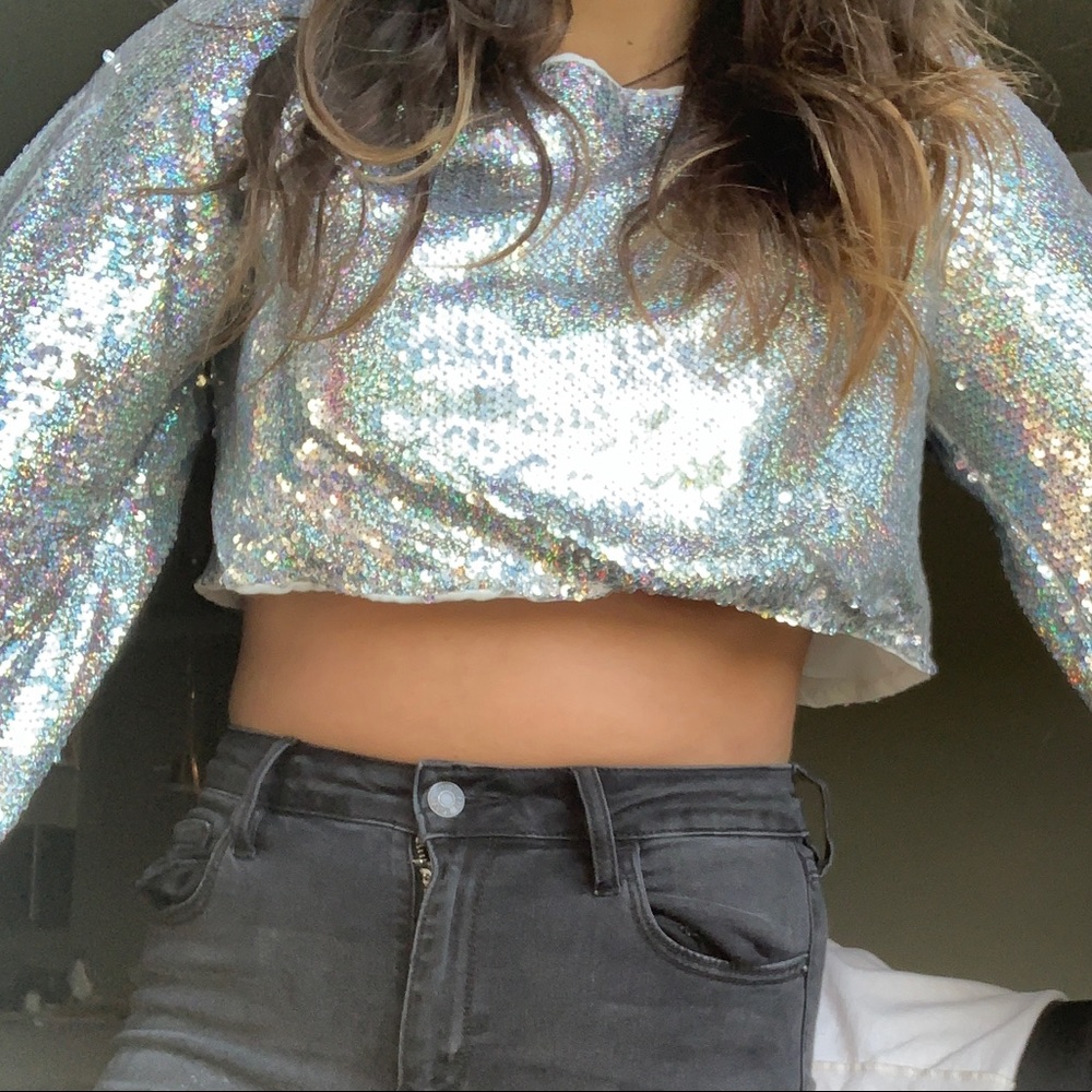 Sequin Top - Picture 2 of 4